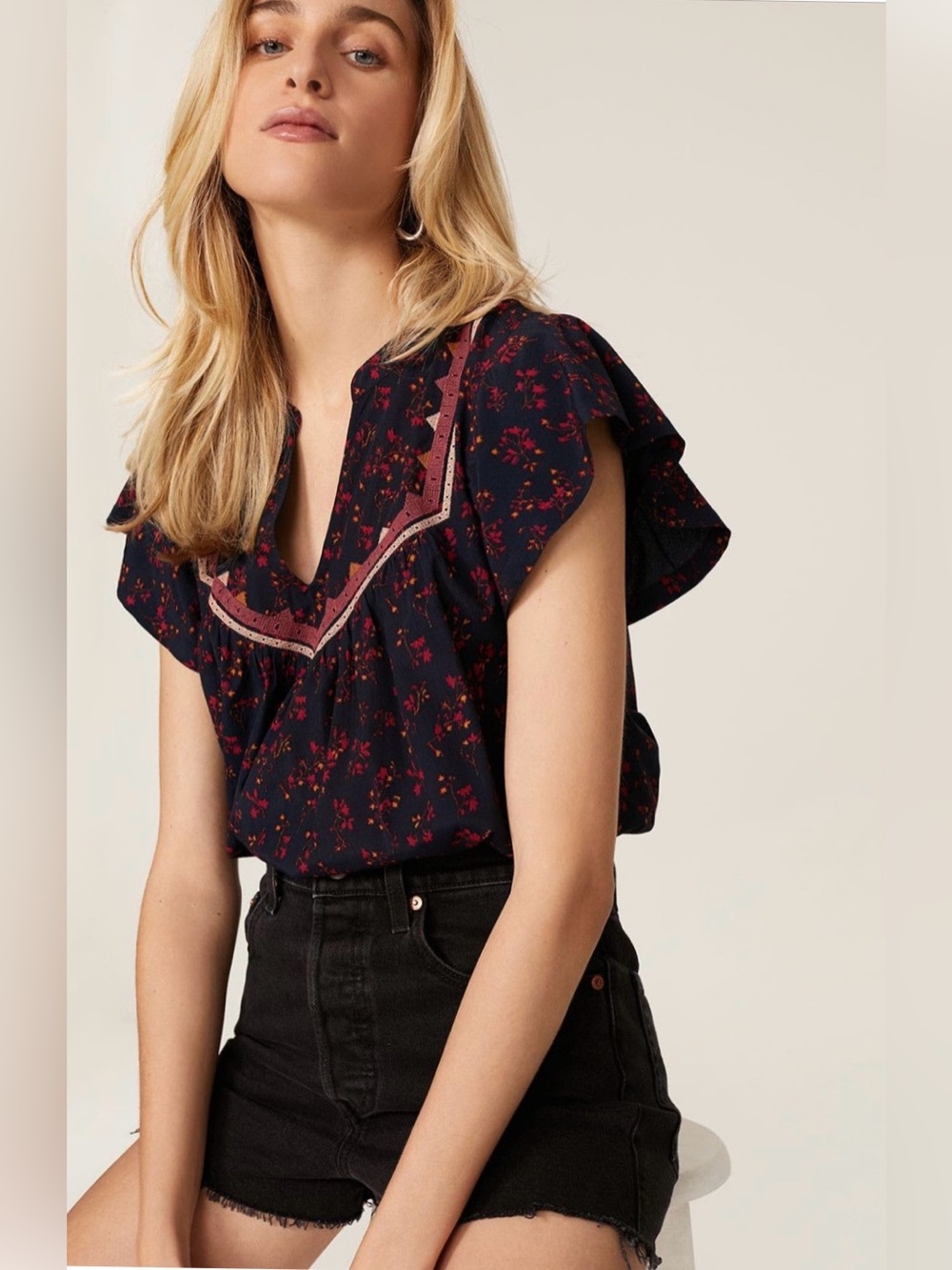 ba&sh~Sist~Navy Floral V-Neck Ruffle-Sleeve Top~Size Medium~$220~